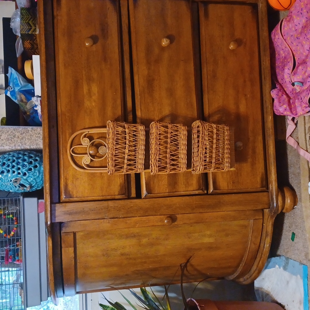 Wicker mail holder in great shape looking for a new home - Picture 2 of 2